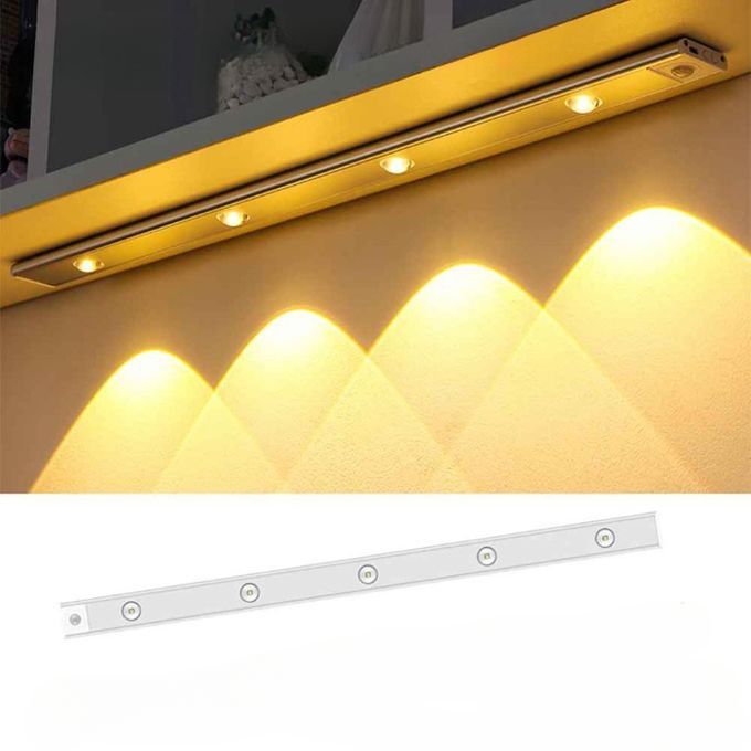 مصباح  فائق الرقة مع مستشعر حركة